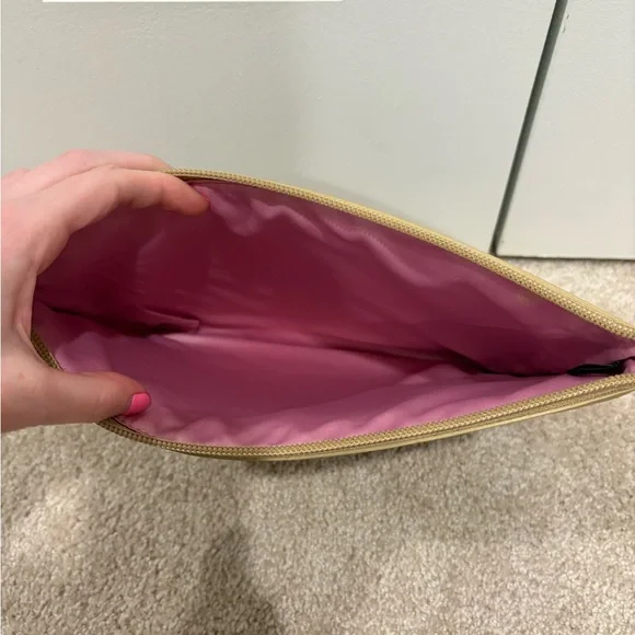 Classic Coach Tablet Case - Picture 2 of 6